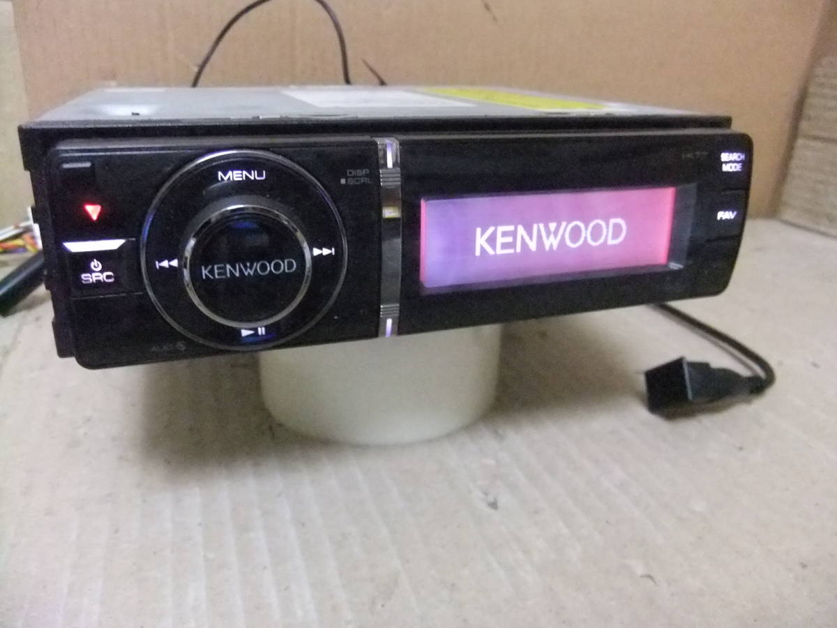 新車外し♪ ダイハツ 純正 CC-W67D 08600-K9032 PD-2976 CD チューナー