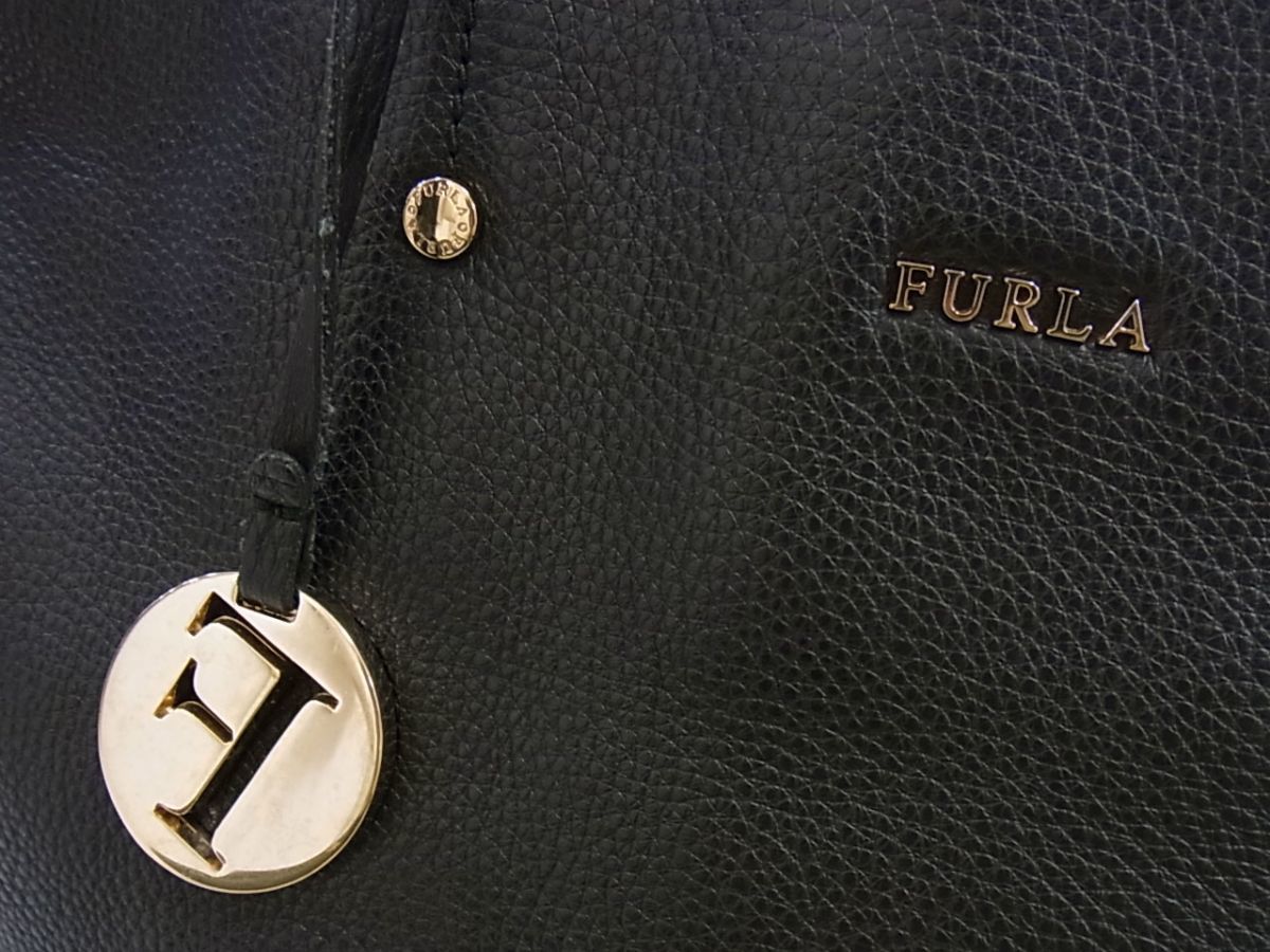 トートバッグ フルラ レザー FURLA クロコ型押し ブラック トート 価格 