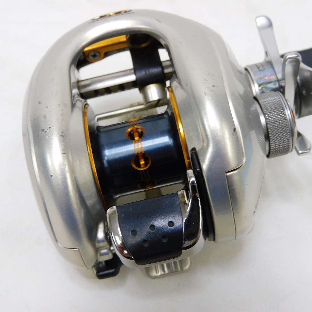 Dz753521 シマノ リール 08メタニウム Mg DC 右ハンドル shimano 中古