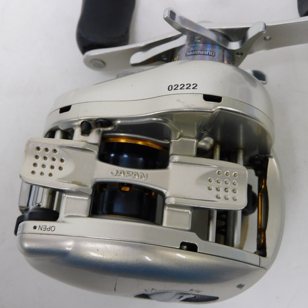 Dz753521 シマノ リール 08メタニウム Mg DC 右ハンドル shimano 中古