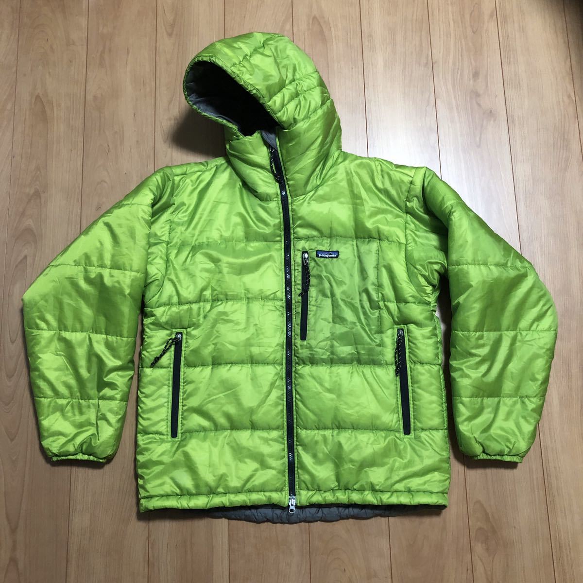 【新作入荷，限定セール】 patagonia パタゴニア ダウンジャケット ダスパーカー PARKA ダスパーカ ゲッコーグリーン 廃盤(Mサイズ)｜売買されたオークション情報、yahooの商品情報をアーカイブ公開 - オークファン 男性用