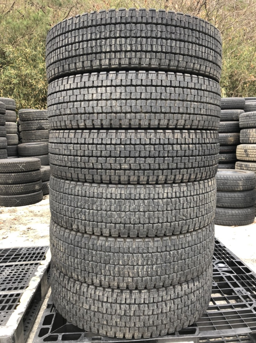 DUNLOP 123&frasl;122L 225&frasl;80R17.5 ダンロップ 価格｜225⁄80R17.5 SP081 SP Tire 価格｜225&frasl;80R17.5 M1620-23 送料無料 - 2本セット 2025年製 123⁄122L タテ（リブ