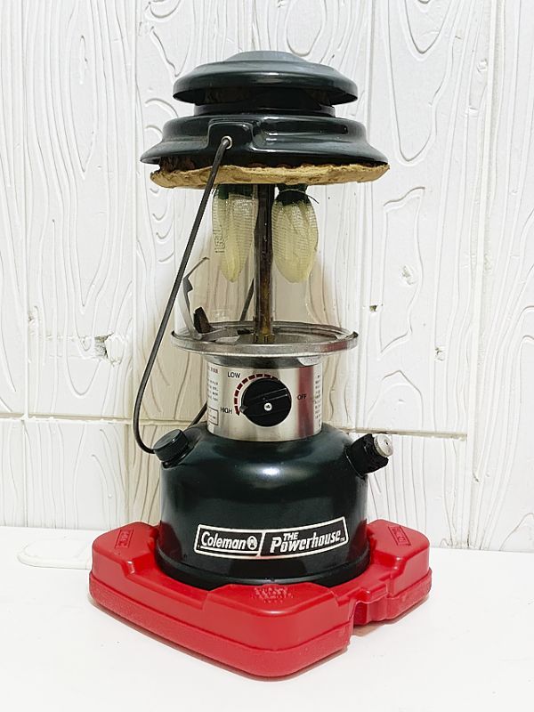 【安い，HOT】 coleman コールマン ツーマントルランタン パワーハウス Model 290A 740J キャリーケース付 キャンプ アウトドア ガソリンランタン(ホワイトガソリンランタン)｜売買されたオークション情報、yahoo ホワイトガソリンランタン