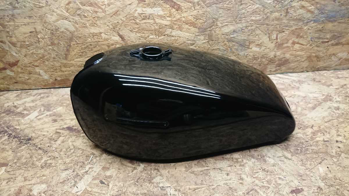 Z1 Z2 750RS ガソリンタンク 純正タンク 純正内プレス KZ900 Z2 Z1