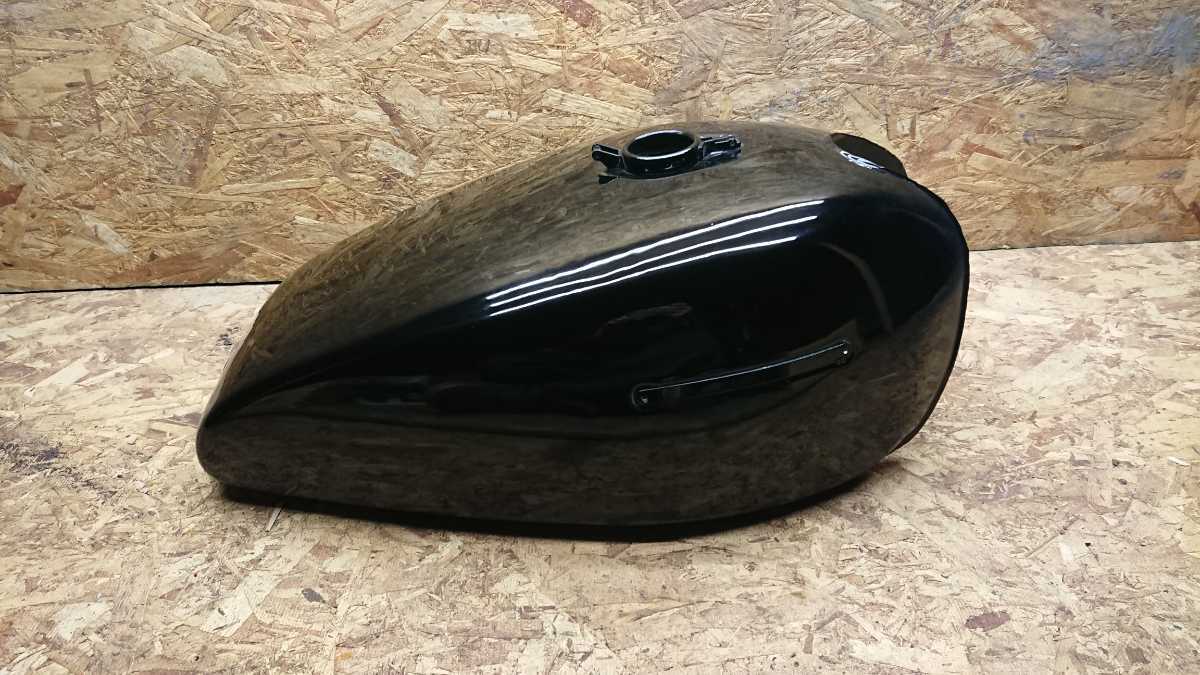 Z1 Z2 750RS ガソリンタンク 純正タンク 純正内プレス KZ900 Z2 Z1
