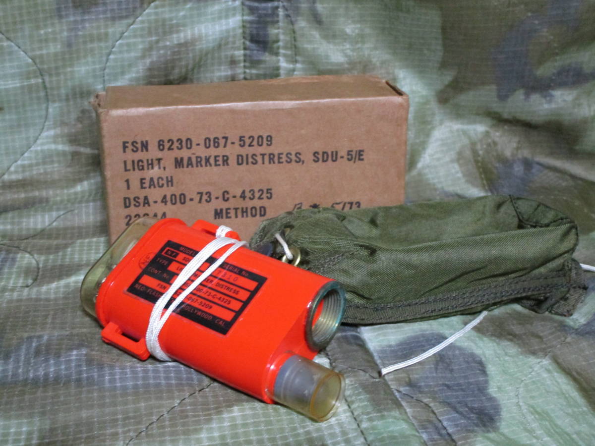 米軍装備品 SDU-5/Eストロボライト 動作品 電池交換可能 SSY0103 米軍