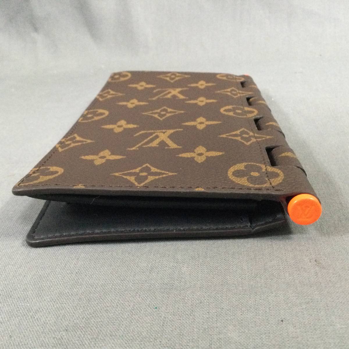 ○○12/18 176079 LOUIS VUITTON ルイ・ヴィトン モノグラムソーラー 