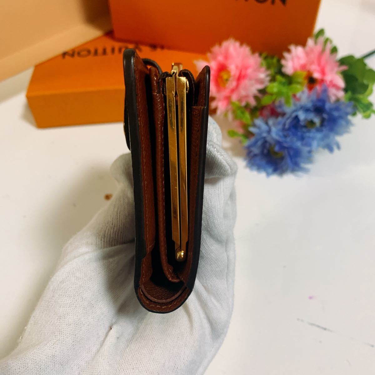 極美品 ルイヴィトン ポルト モネ・ビエ ヴィエノワ がま口財布 M61674