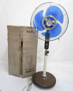 昭和レトロ NATIONAL 扇風機のYahoo!オークション(旧ヤフオク!)の相場