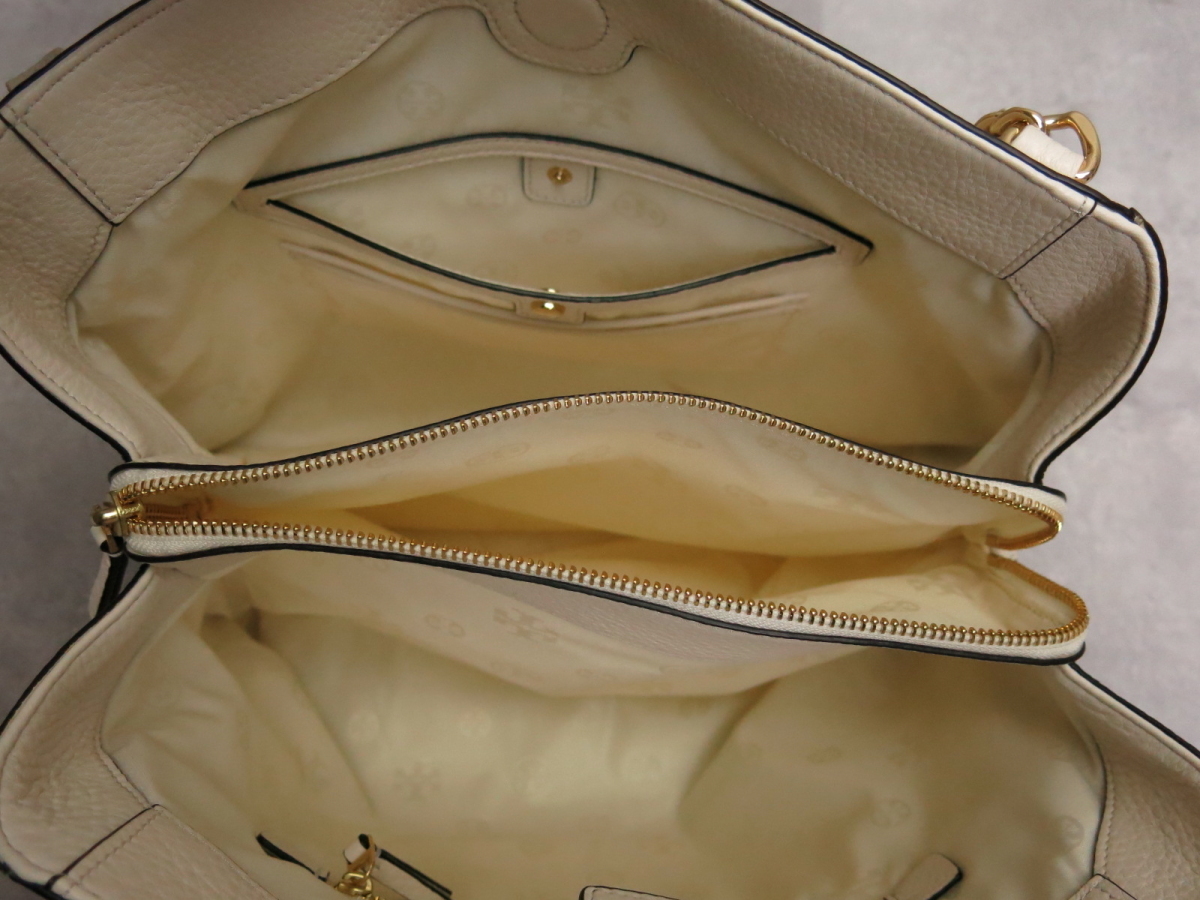 ○未使用○TORY BURCH トリーバーチ○HARPER ハーパー○カーフ レザー 