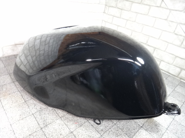 ○バリオス2型：ZR250B 純正ガソリンタンク新品同様○(カワサキ 