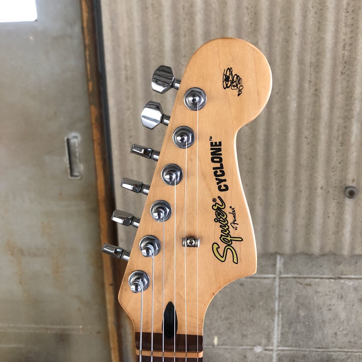 現状品 Squier Cyclone スクワイヤー サイクロン 検 Fender 現状品 Squier Cyclone スクワイヤー サイクロン 検 Fender 現状品