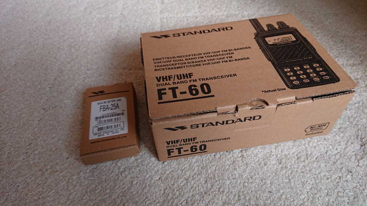 FT-60 YAESU スタンダード | FM 帯 144⁄430MHz Yaesu デュアル