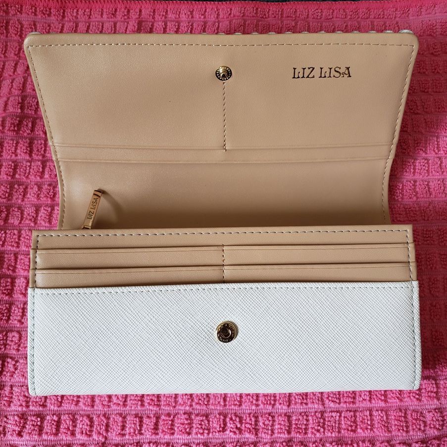 リズリサ Liz Lisa 長財布 長財布 小銭入れあり 売買されたオークション情報 Yahooの商品情報をアーカイブ公開 オークファン Aucfan Com