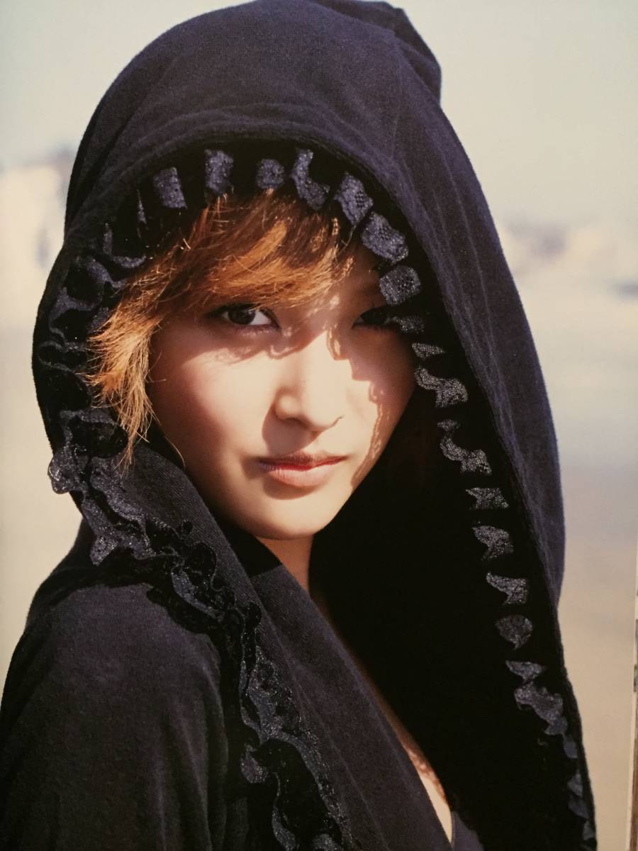 古本 帯なし 写真集 Oui Mon Amour 石川梨華 DVD付 撮影:渡辺達生