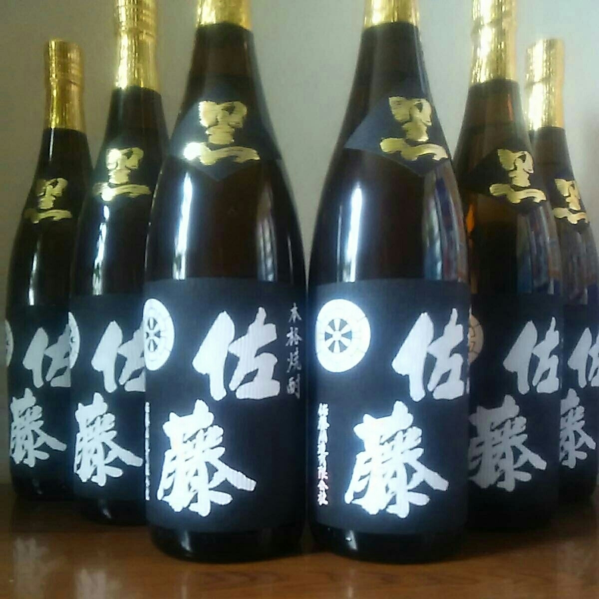森伊蔵酒造謹醸 森伊蔵 金ラベル かめ壺焼酎 芋焼酎 720ml 箱付き