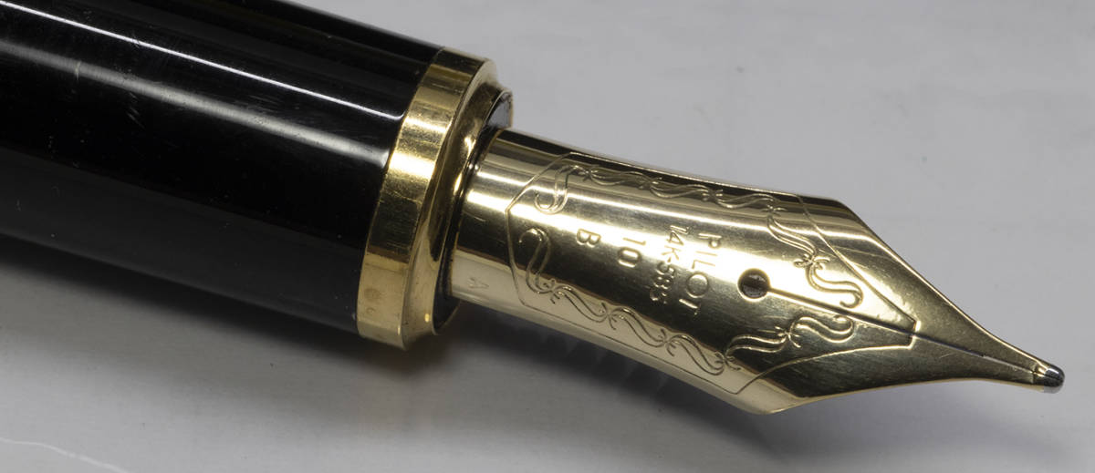質店】中古 パイロット 万年筆 PILOT CUSTOM 14K-585ペン先