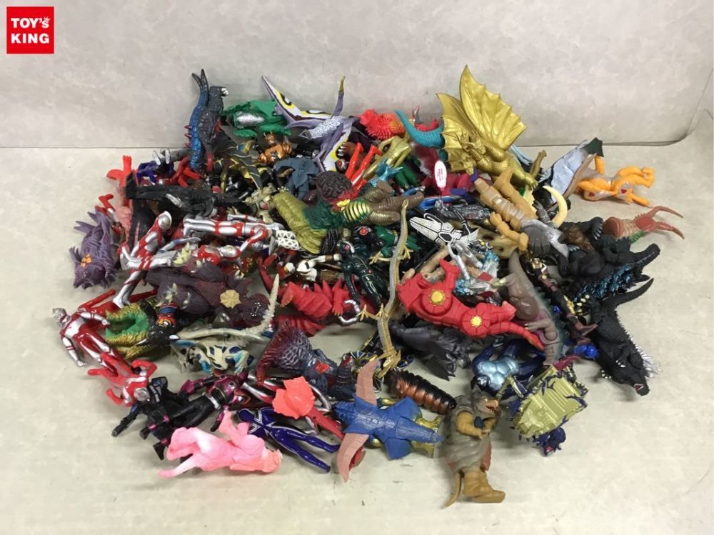 ジャンク 同梱不可 1円〜 ウルトラマン 1円 ウルトラシリーズ ソフビ