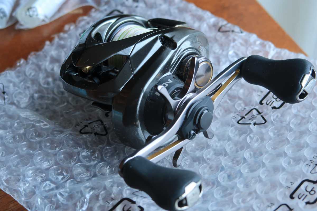 シマノ(SHIMANO) アルデバランBFS XG LIMITED LEFT 左巻き 034427