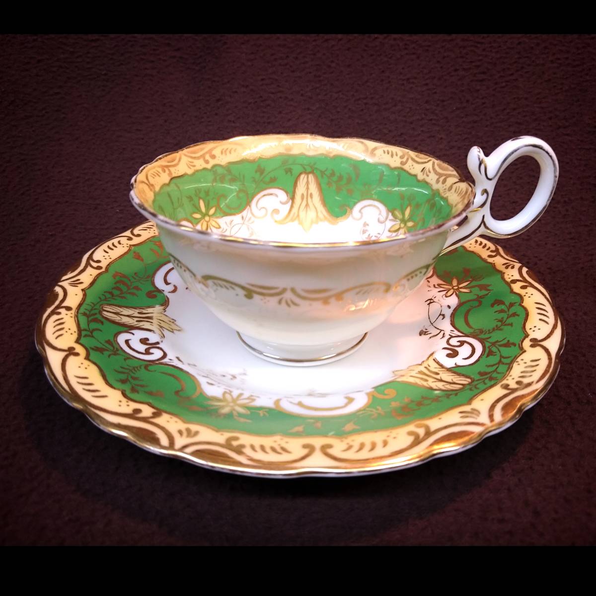 コールポート アデレードシェイプのカップ&ソーサー アデレード 