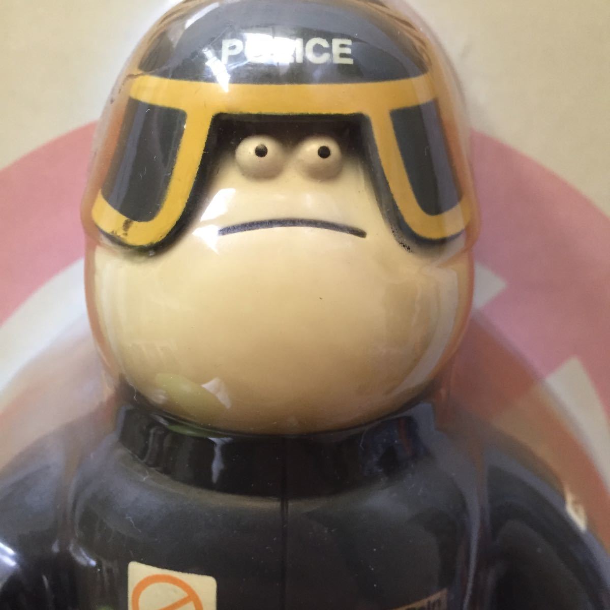 AMOS TOY World of Pain Policeman & Lars 2体セット ジェームス