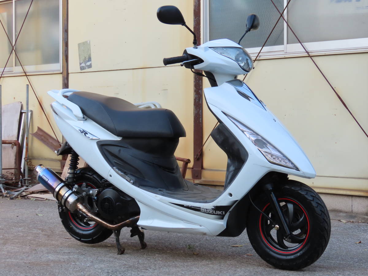 Yahoo!オークション 台湾スズキ・GSR125です スズキカラー GSR125 