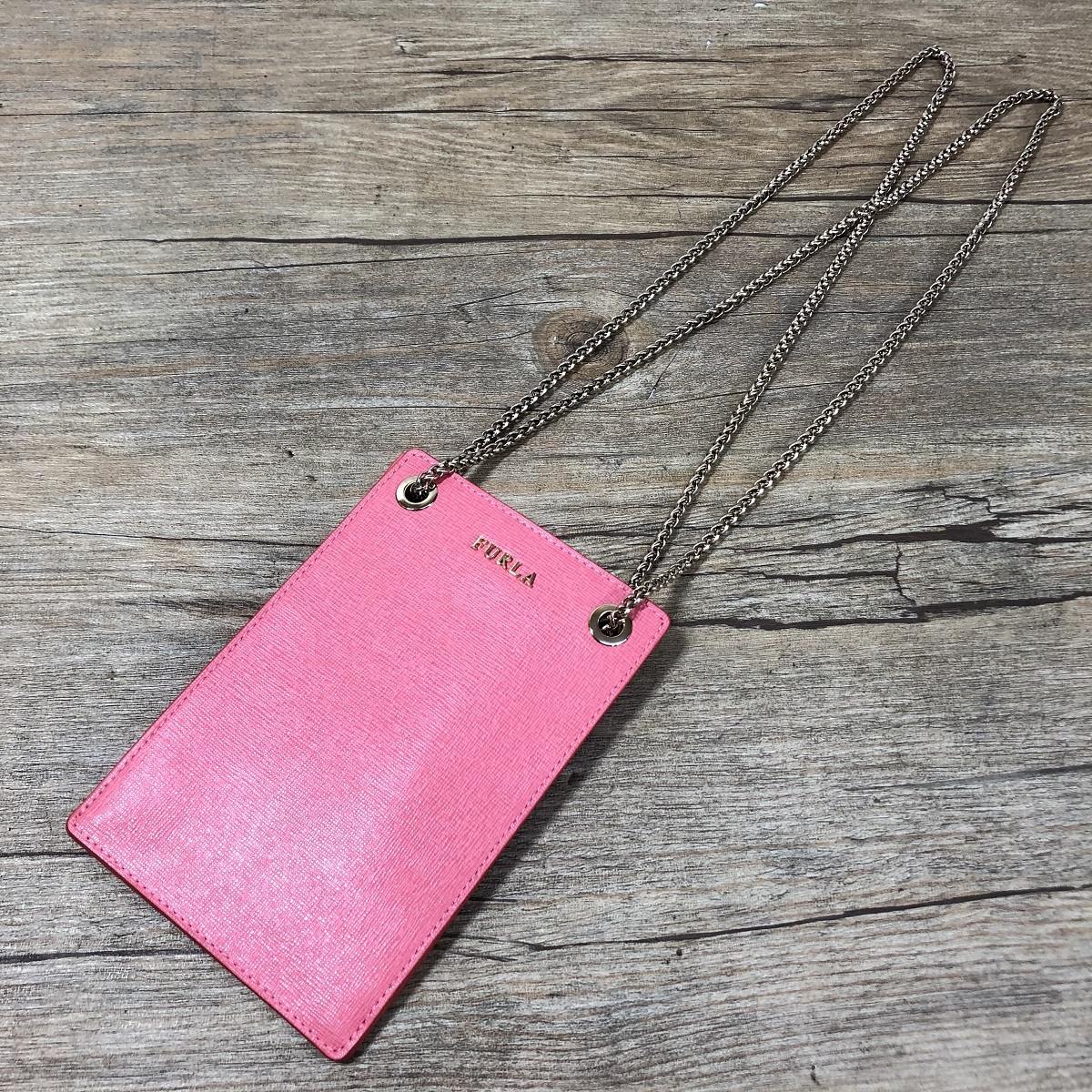 売り尽くしセール FURLA スマホショルダーバッグ ピンク 【公式通販】