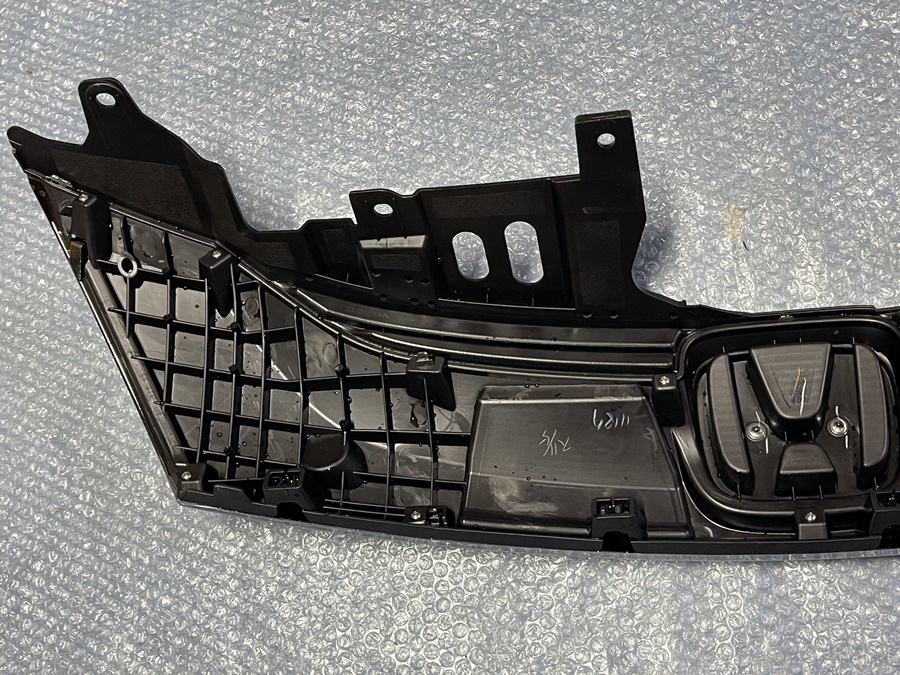 美品 新車外し？ オデッセイ RC1 前期 フロント メッキ グリル 