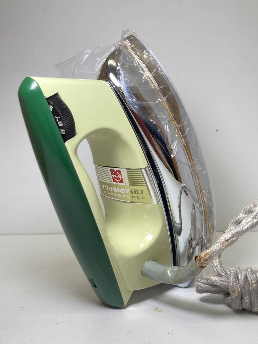 同様 アンティーク National ナショナル 2号自動アイロン Ni 34a 昭和レトロ レトロ家電 箱入り アイロン 売買されたオークション情報 Yahooの商品情報をアーカイブ公開 オークファン Aucfan Com