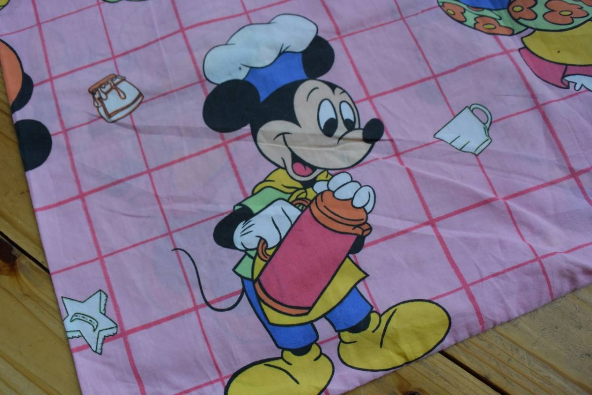 Usaヴィンテージ 枕カバー ミッキーマウス ディズニー リメイク生地 素材 キャラクター ミニーマウス ピンク アメリカ仕入 総柄 B06 キャラクター 売買されたオークション情報 Yahooの商品情報をアーカイブ公開 オークファン Aucfan Com