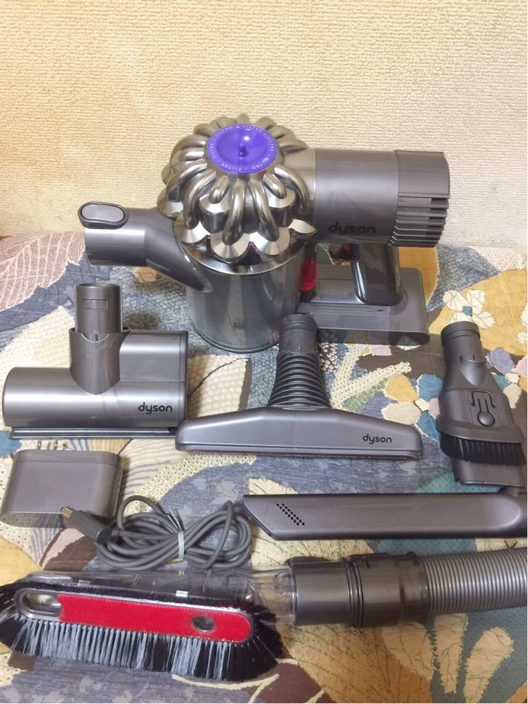 dyson DC74