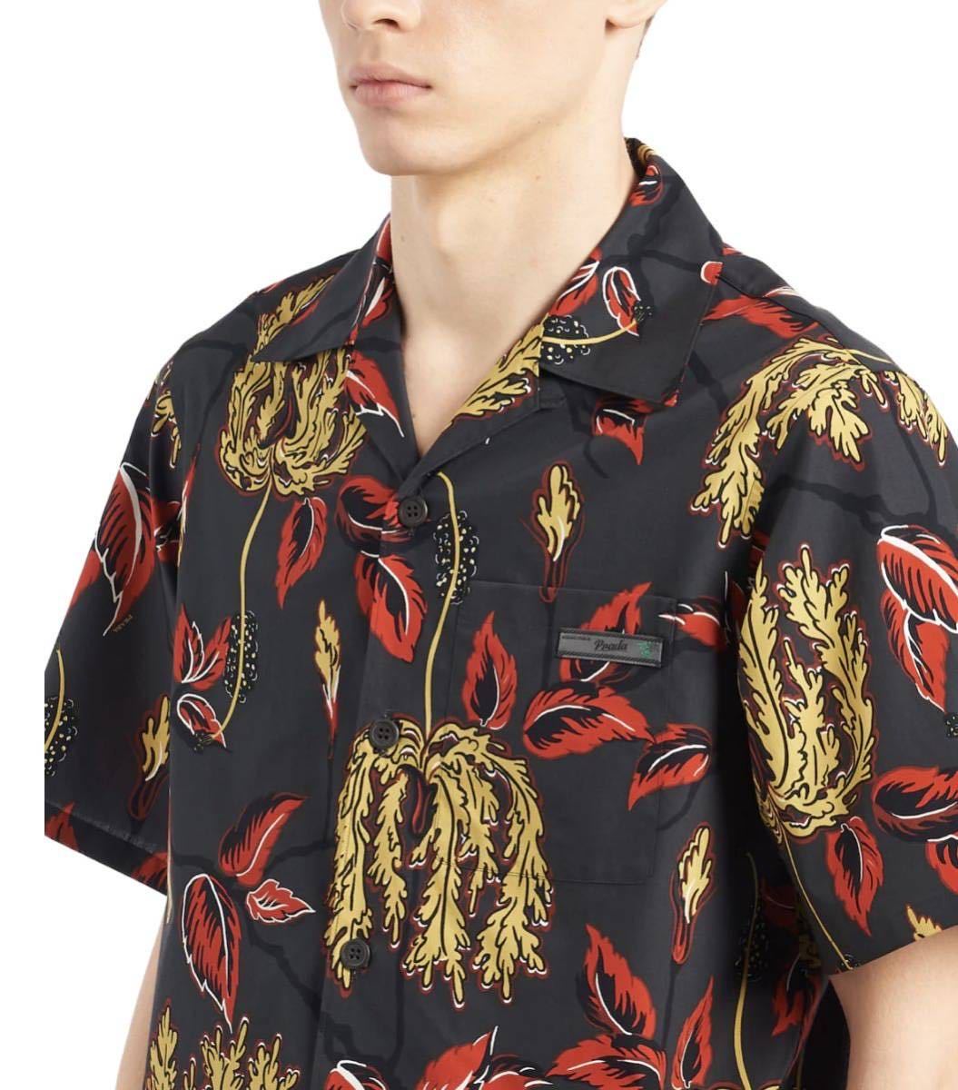 PRADA Aloha 花柄 半袖シャツ PRADA Aloha 花柄 半袖シャツ