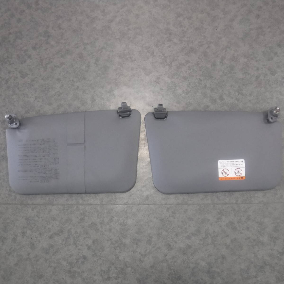 MOVEムーヴL900SムーブL910S後期EF右サンバイザー左バイザー運転席 日除け 助手席 フロント バイザー 日焼け防止 左右 部品取り車あります