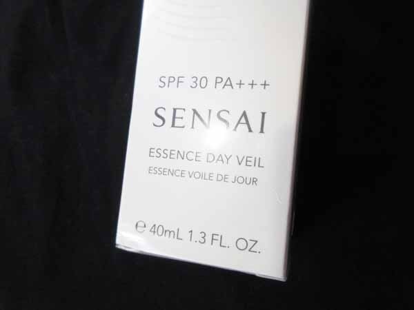 SENSAI センサイ ⁄ 光を味方にして、光で魅せる エッセンスデイ 