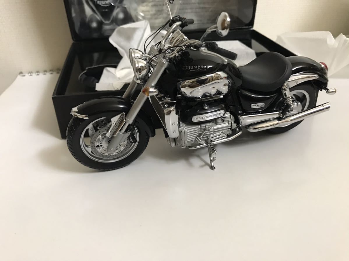 ミニチャンプス　1/12 ロケット3 1/12】ミニチャンプス トライアンフ ロケット3 ブラック minichamps