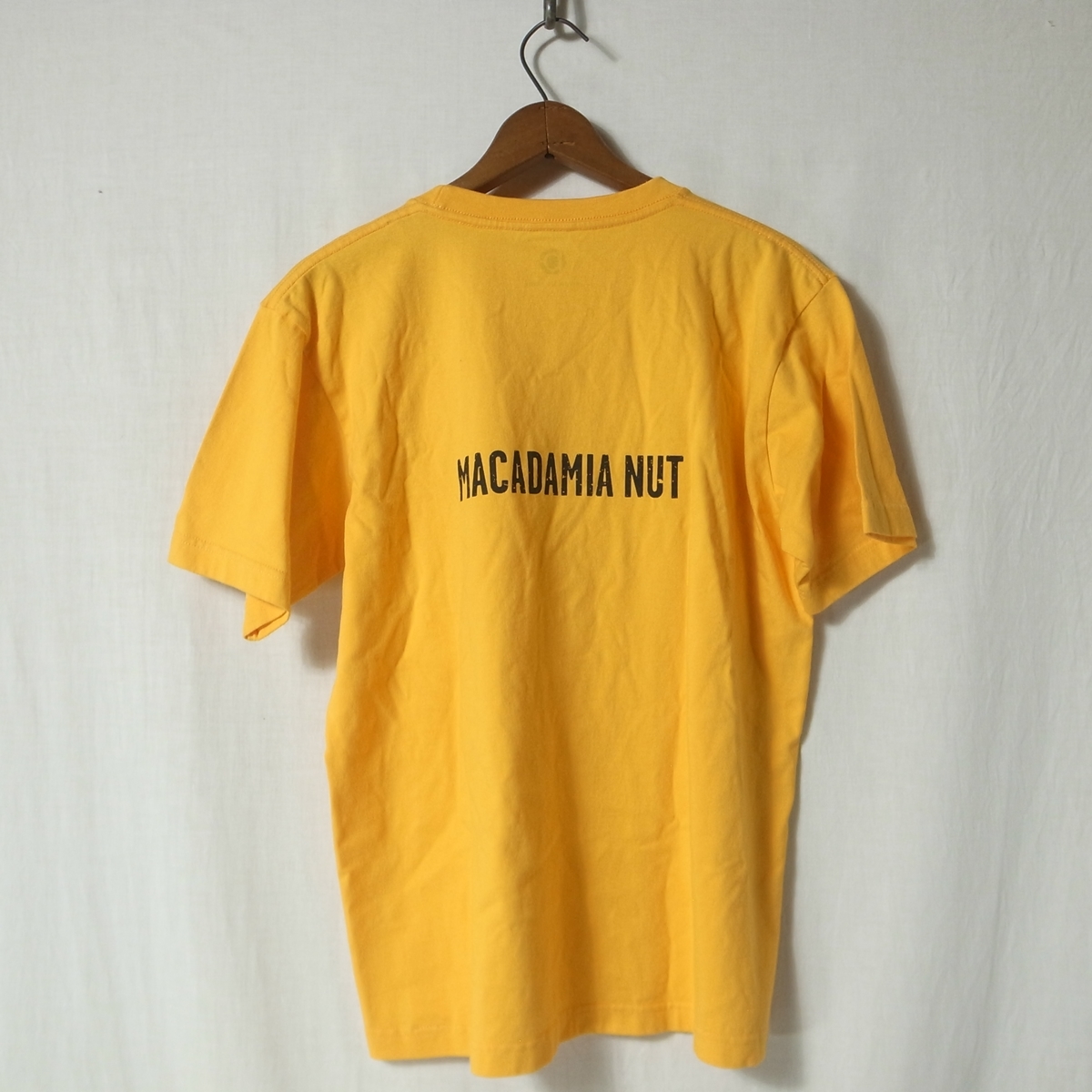 新品 □ ハーゲンダッツ × アダムエロペ マカダミアナッツ Tシャツ M 