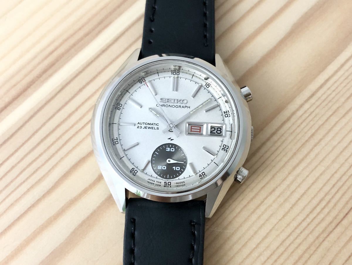 セイコー クロノグラフ パンダ 自動巻き Seiko Chronograph Panda 7018 