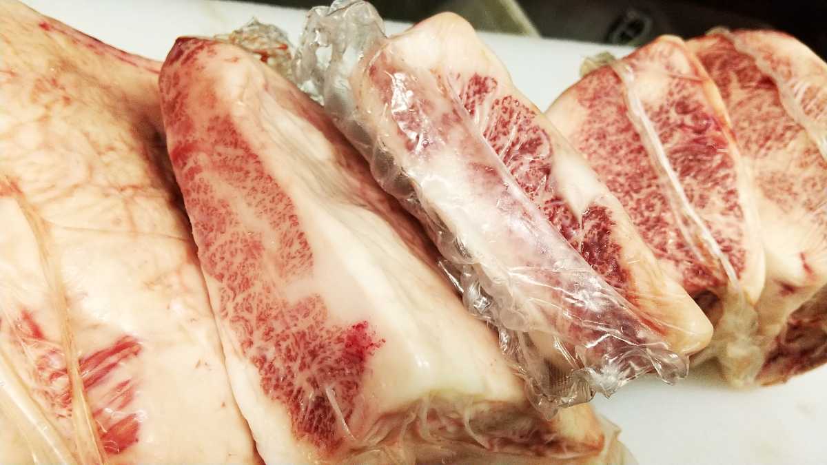 お買い得，定番 激安 黒毛和牛 山形牛 タテバラ 総重量 2 45キロ 業務用 BBQに 牛刺しサイコー(バラ)｜売買されたオークション情報、yahooの商品情報をアーカイブ公開 - オークファン バラ