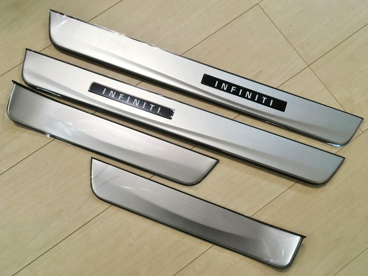 新品 インフィニティ Q50 純正 イルミネーション スカッフプレート キッキングプレート キックプレート V37 スカイライン USDM US 日産