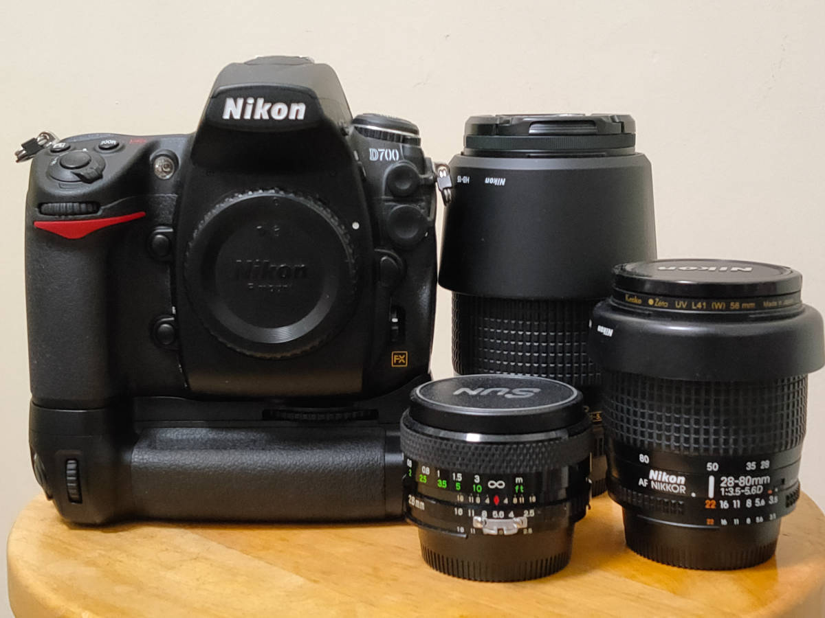 Nikon D700(縦グリップ付) Nikon D700(縦グリップ付) | ヤマダウェブコム