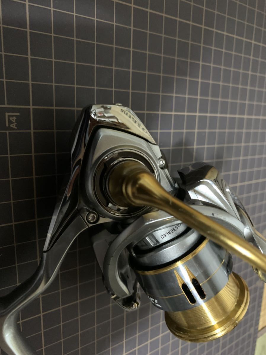 購入商品激安 DAIWA フリームス FREAMS LT2500S-XH ラインローラー