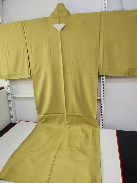YH-1929　色無地　一つ紋　剣片喰　夏物　絽　夏着物　着物　身丈＝約162cm　裄＝約63cm　リメイク素材　材料　お稽古　未使用に近い