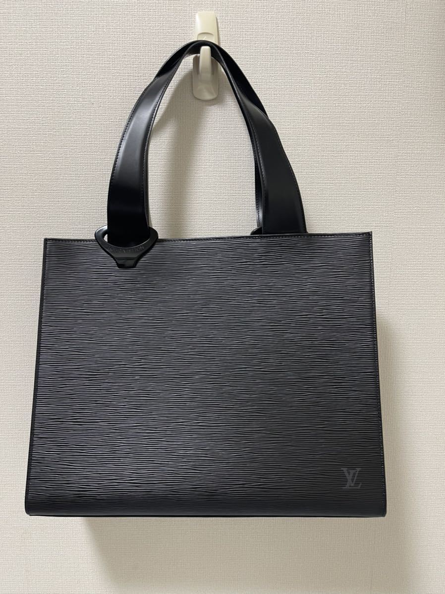 LOUIS VUITTON（ルイヴィトン ）エピ ノワール（ルイヴィトントート