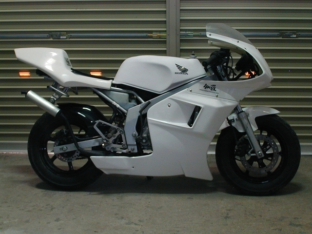 NSR50 カウル 青/白 使用感あり nsr50 カウル 白 NSR50 カウル 青 白 使用感あり 投稿詳細 MOTOCLE