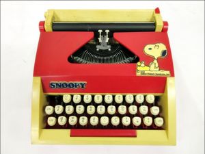 スヌーピー タイプライターのヤフオク の相場 価格を見る ヤフオク のスヌーピー タイプライターのオークション売買情報は6件が掲載されています