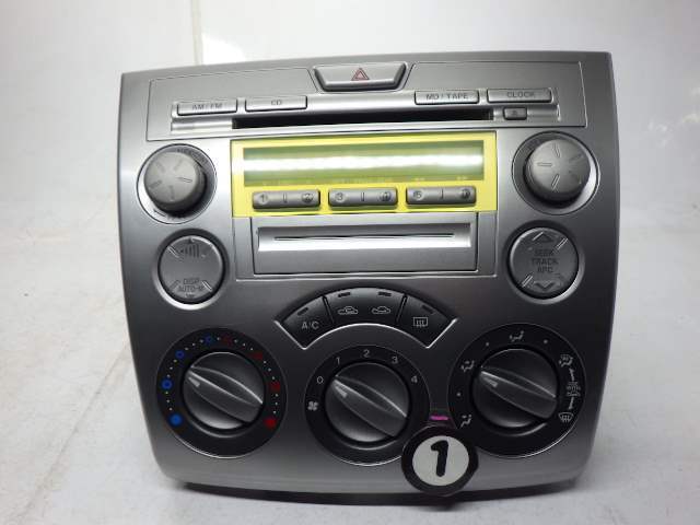 即決】デミオDY3W 純正CDデッキオーディオ（222464