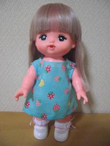 メルちゃん　ワンピース　M_1