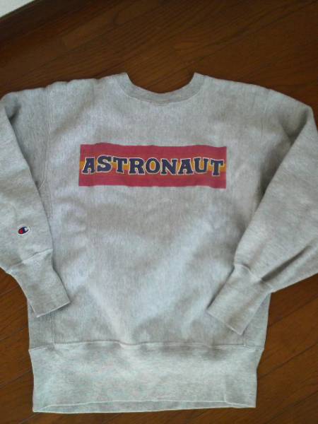 チャンピオン コラボ スヌーピー スウェット M レア スウェットシャツ 売買されたオークション情報 Yahooの商品情報をアーカイブ公開 オークファン Aucfan Com