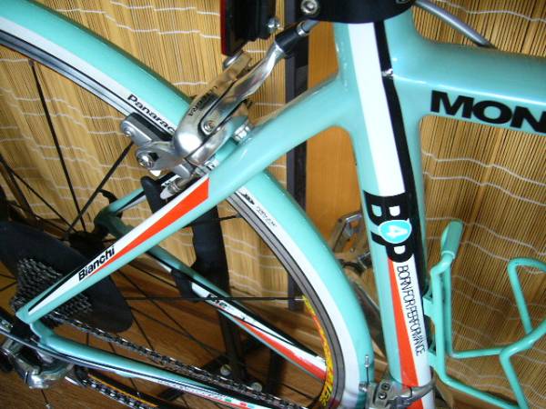 パナレーサー クローザー ビアンキ チェレステ 700×23c 2本(700C 