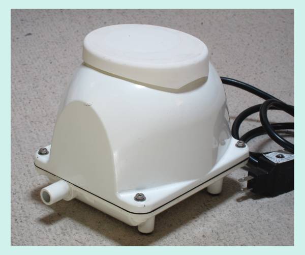 60 エアーポンプ 浄化槽 錦鯉 らんちゅう 水槽用 ブロア エアポンプ 売買されたオークション情報 Yahooの商品情報をアーカイブ公開 オークファン Aucfan Com